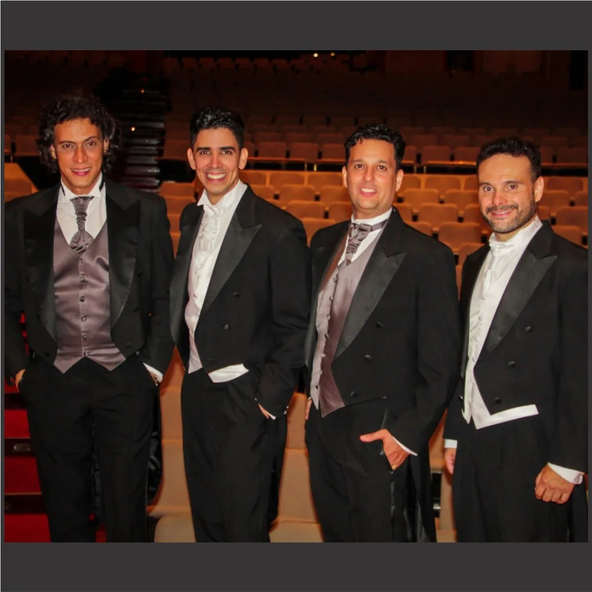 juan luis domínguez tenor venezolano ankora viva la opera teatro teresa carreño